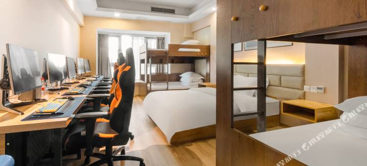 蚂蚁电竞酒店(重庆南滨路长嘉汇店)图片