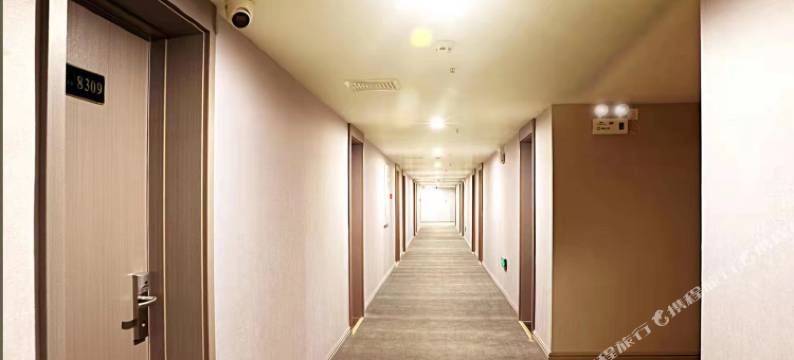 瑞丽华庭酒店图片