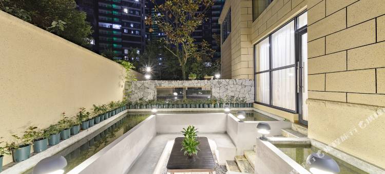 舍下小驻民宿(遵义保利未来城黔北国际汽车城店)图片