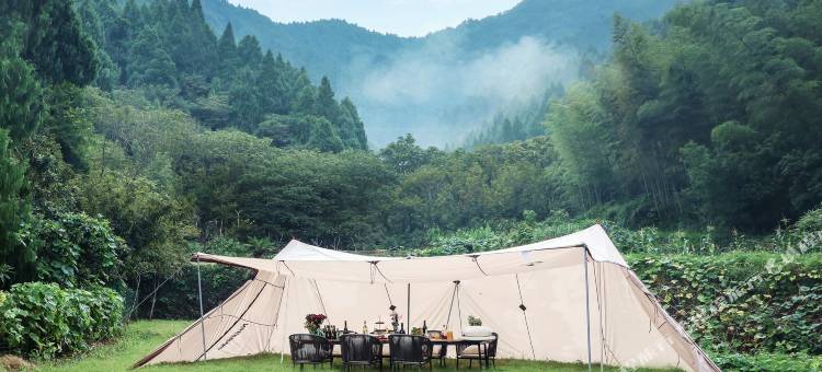 千岛湖峪涧山房图片