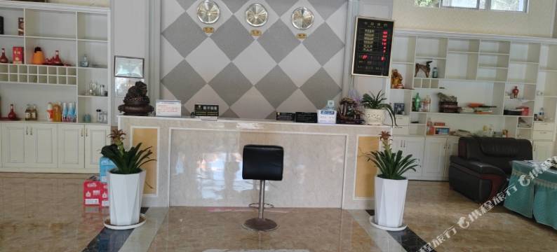 革一大酒店(革一镇店)图片