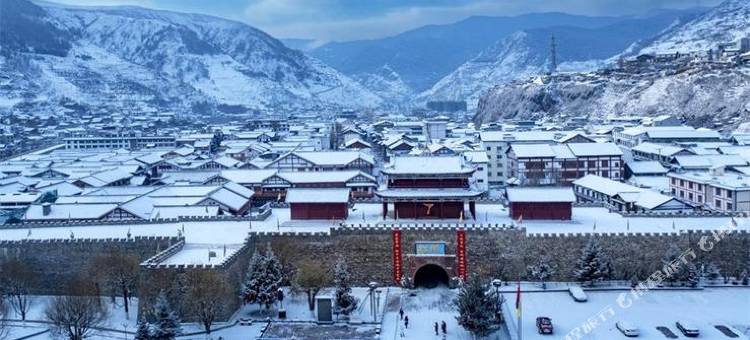 松潘晓燕子客栈(古城墙店)图片
