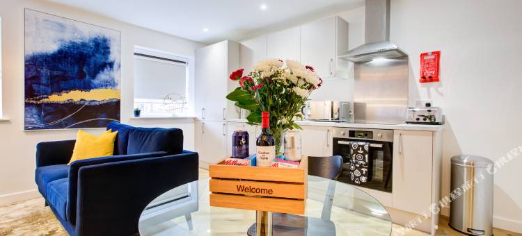 Hybrid Resi - Mitcham Close to Tooting and Wimbledon图片