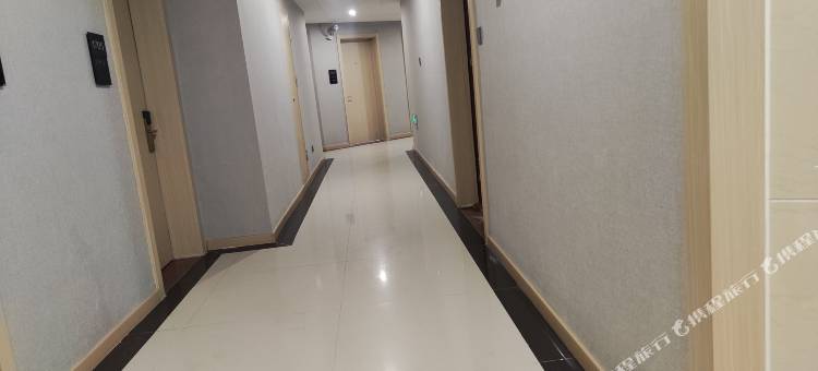 云上电影酒店(临沂沂河路通达路店)图片