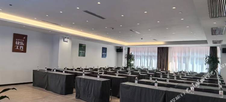 西安钟鼓楼万信国际酒店(钟楼地铁站店)图片