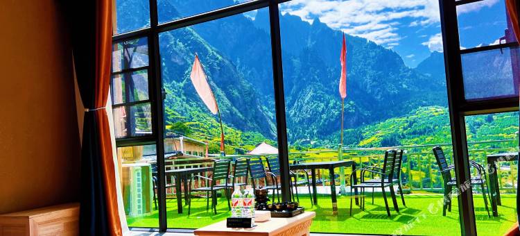 Tibetan·Style 邂逅扎尕那·云山居｜晨曦民宿图片