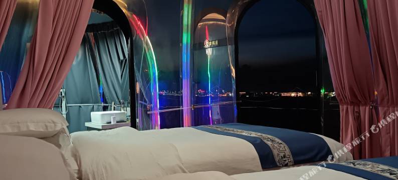 青海湖在畔海景客栈图片