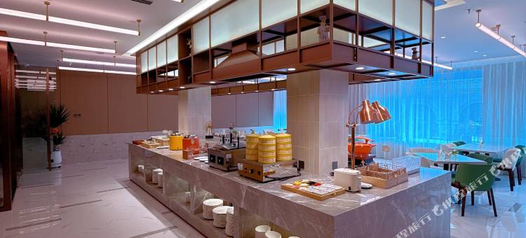 白玉兰酒店(营口万达广场店)图片