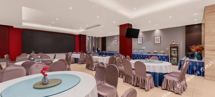 艺龙瑞云酒店(河南博物院国贸360店)图片