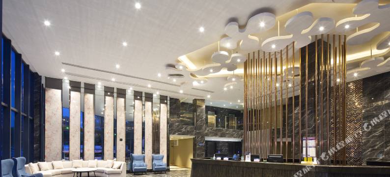 三亚兰霆鑫酒店(高铁站店)图片