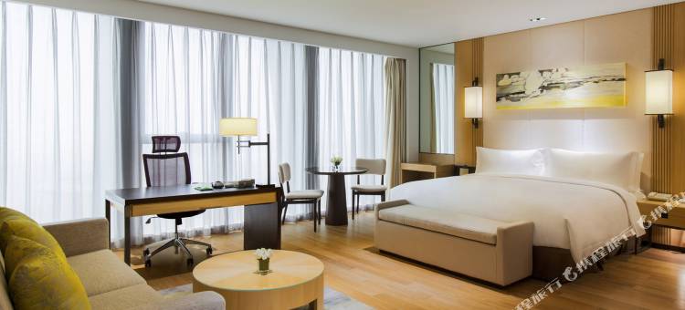 南京上秦淮套房假日酒店图片