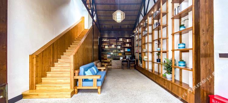 杭州云里雾里精品民宿(双石线分店)图片