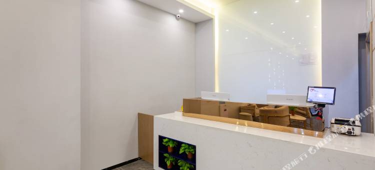 7天优品酒店(武汉江汉路地铁站步行街店)图片