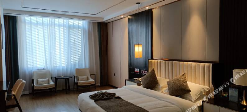 泸西安达酒店图片