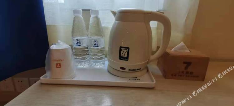 7天酒店(贵阳黔灵山延安西路地铁站店)图片