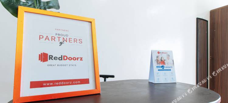 红多兹酒店@拉斯皮尼亚斯CAA路(RedDoorz @ CAA Road Las Pinas)图片