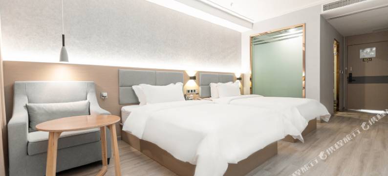 富顺釜江财富大酒店(沿滩高铁站店)图片