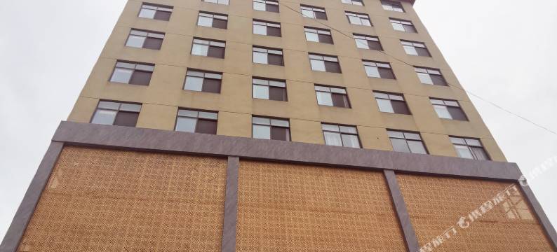 霍邱宝尊大酒店图片