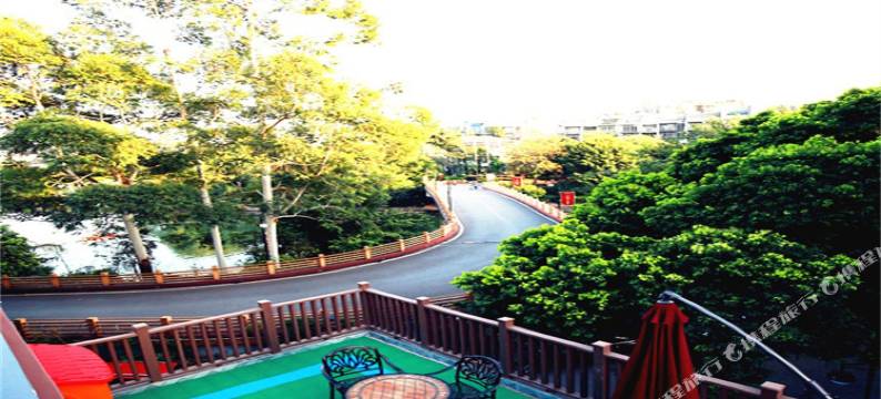 湖畔·忆阁(桂林两江四湖榕湖店)图片