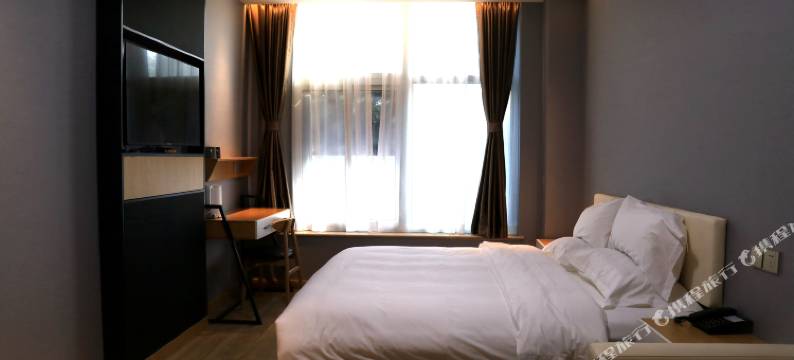 北京成轩酒店(颐和园北宫门店)图片