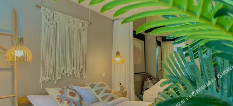 GS高空设计师自助酒店(成都人民北路店)图片