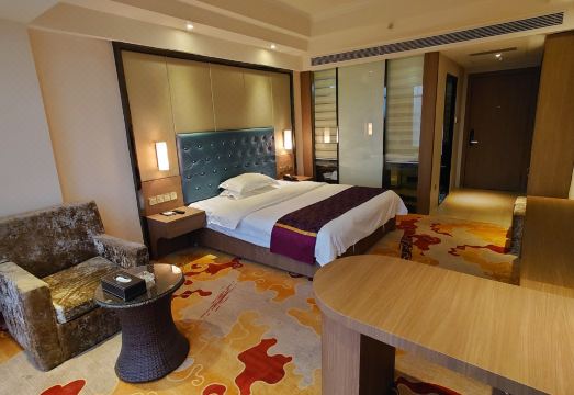 Wugang Huayi Hotel Hotel Overview