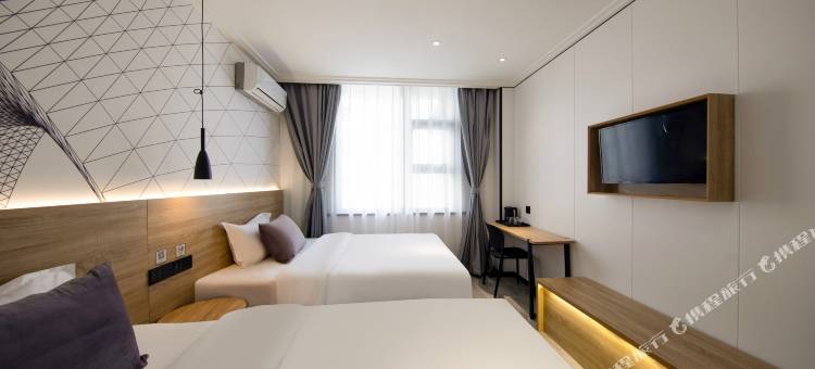 青季酒店MINI(常州恐龙园万达广场店)图片