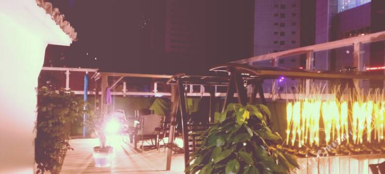 九龙斯勒仓酒店图片