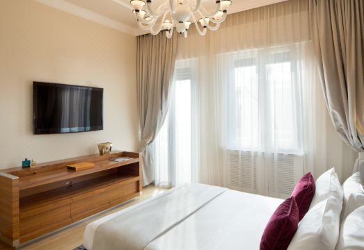 Suite Milano Duomo Hotel Overview