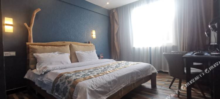 富县中天咖啡酒店图片