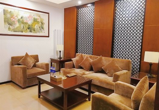 Lake View Holiday Hotel Hotel Overview