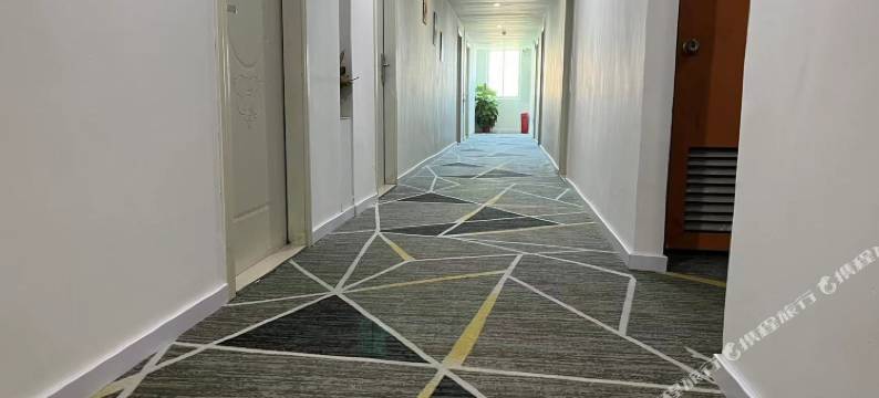 佛山八方欢度酒店(五沙工业区店)图片