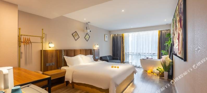 卓怡公寓(重庆解放碑好吃街店)图片