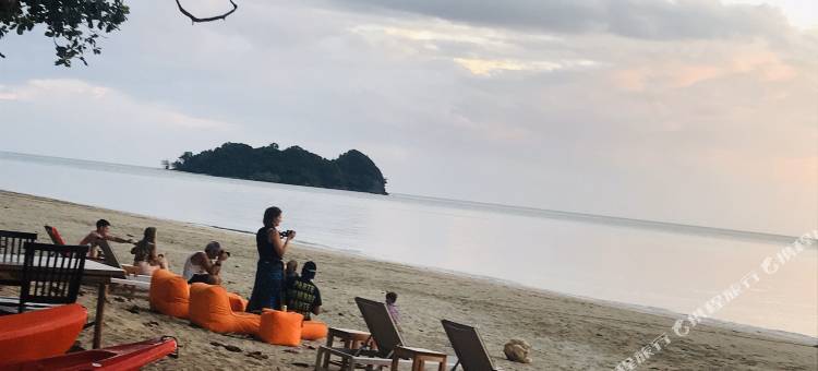 俊岛喜悦海滩酒店(Koh Jum Delight Beach)图片