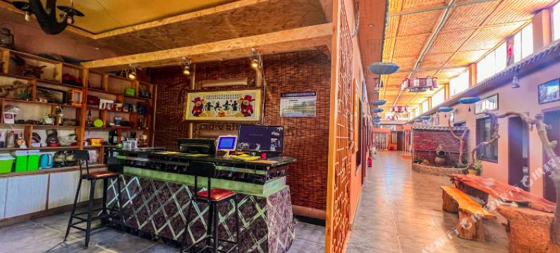 月牙泉梓尘居民宿(鸣沙山月牙泉景区店)图片