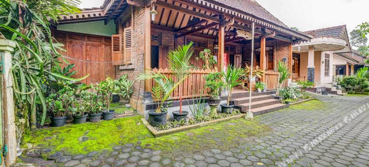 OYO民宿90987加布甘旅游村清真(OYO Homes 90987 Desa Wisata Gabugan Syariah)图片