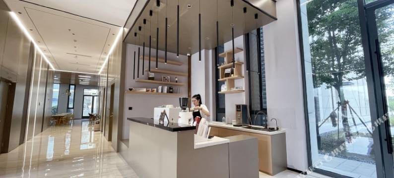 上海滴水湖临港星际美高酒店图片