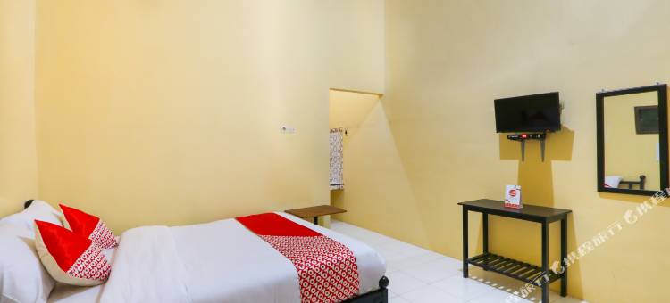OYO3100艾尔萨迪家庭公寓(Reddoorz at El Shaday Homestay Banyuwangi)图片