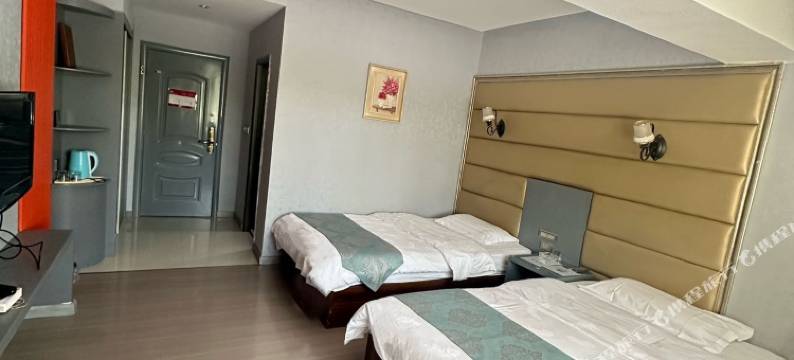 乌鲁木齐金色家园宾馆(通汇二手车交易市场店)图片