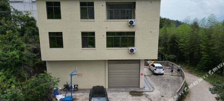青云民宿(灵通山景区店)图片