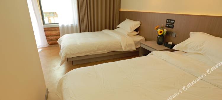 白哈巴沁尘雅苑图片