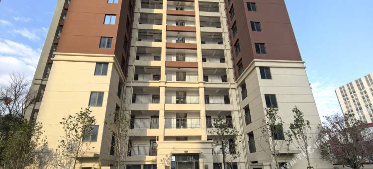 芸汐民宿(嵩明杨林大学城店)图片