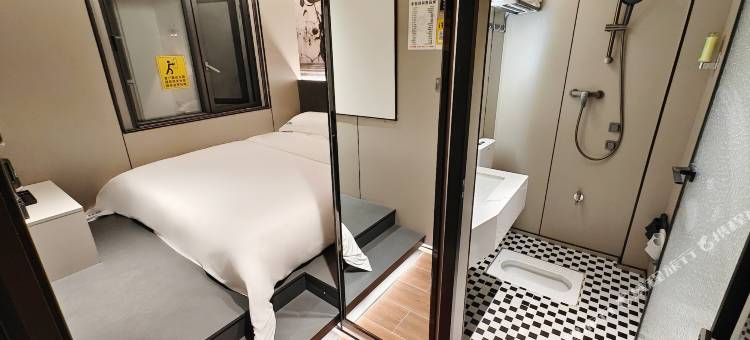 岑巩他她酒店图片