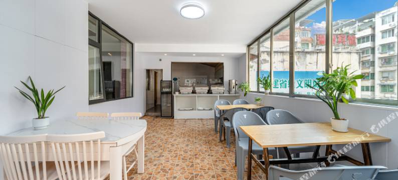 叙永逸嘉智能酒店图片