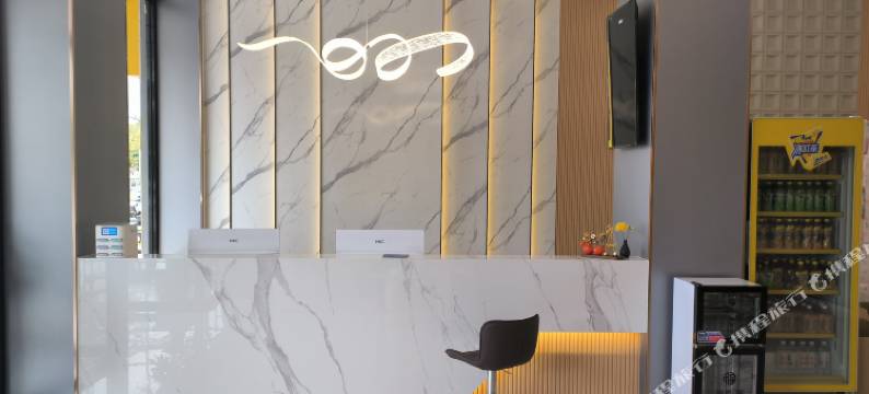 栖岸美居(饶平钱东万年盛购物广场店)图片