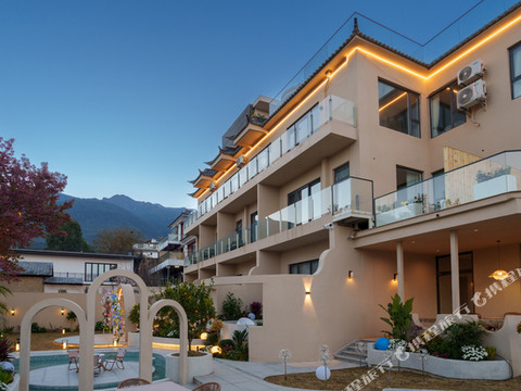 曼殊·溪里民宿(大理古城店)