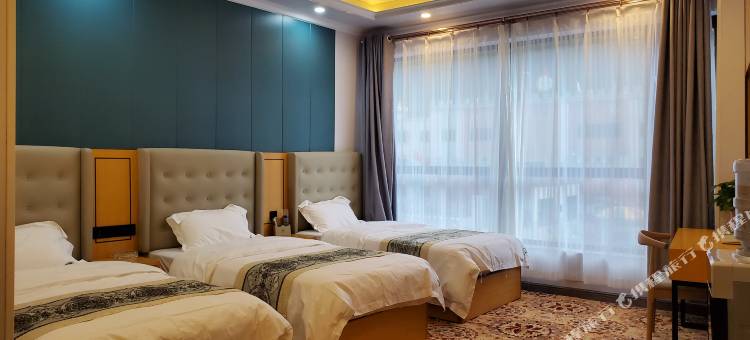 巴青虫草大酒店图片