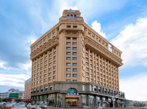 哈尔滨中央大街哈布斯堡酒店索菲亚教堂店