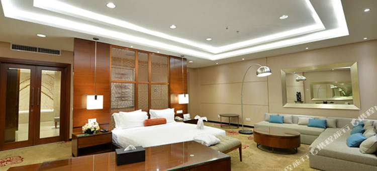 瓜玛雅塔楼酒店(Gumaya Tower Hotel)图片