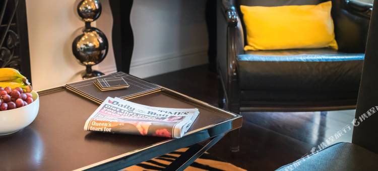 曼斯利斯特罗兹宫套房酒店(Strozzi Palace Suites by Mansley)图片